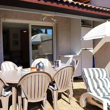 2 Pces, 4 Couchages, Terrasse, Parking, Piscine, Proche Et Commerces - - Fr-1-251-558