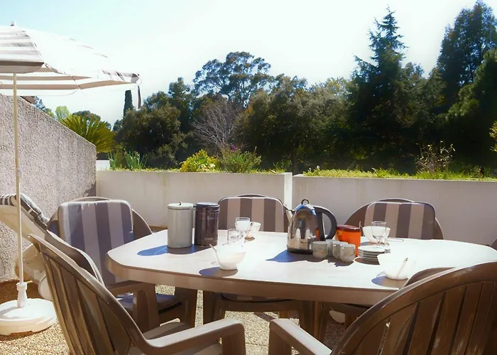 2 Pces, 4 Couchages, Terrasse, Parking, Piscine, Proche Et Commerces - - Fr-1-251-558 Apartman